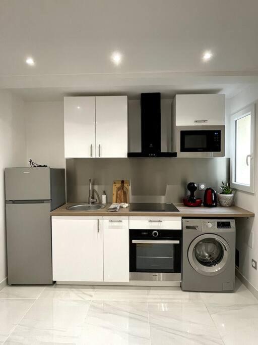 Appartement Cosy Et Moderne Proche De Disneyland Bussy-Saint-Georges Luaran gambar