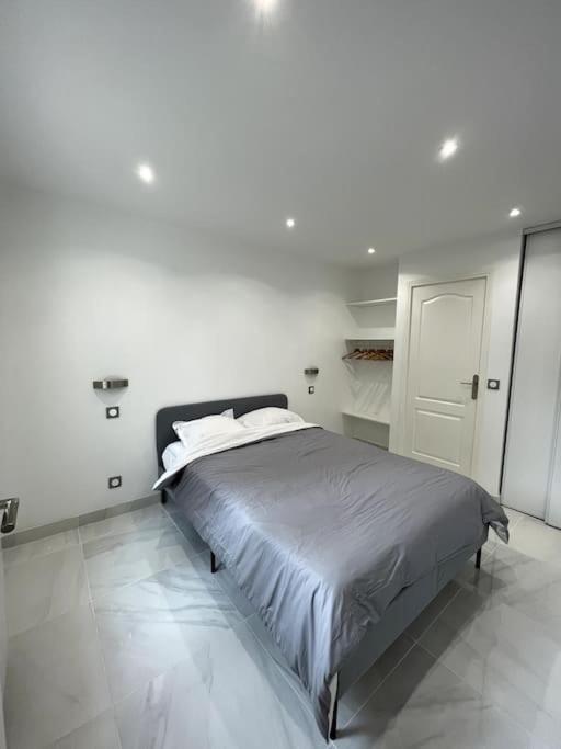 Appartement Cosy Et Moderne Proche De Disneyland Bussy-Saint-Georges Luaran gambar